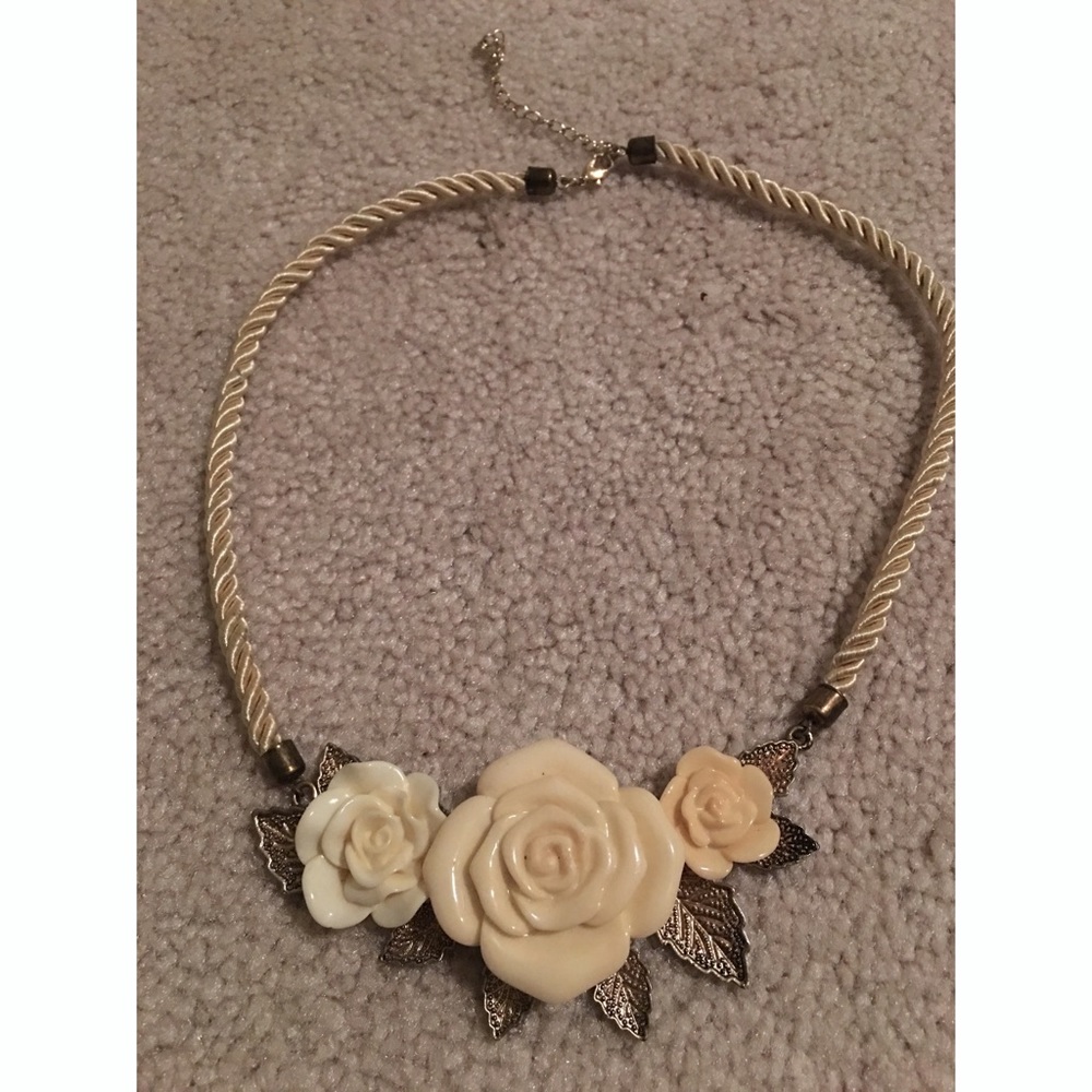 Rose necklace